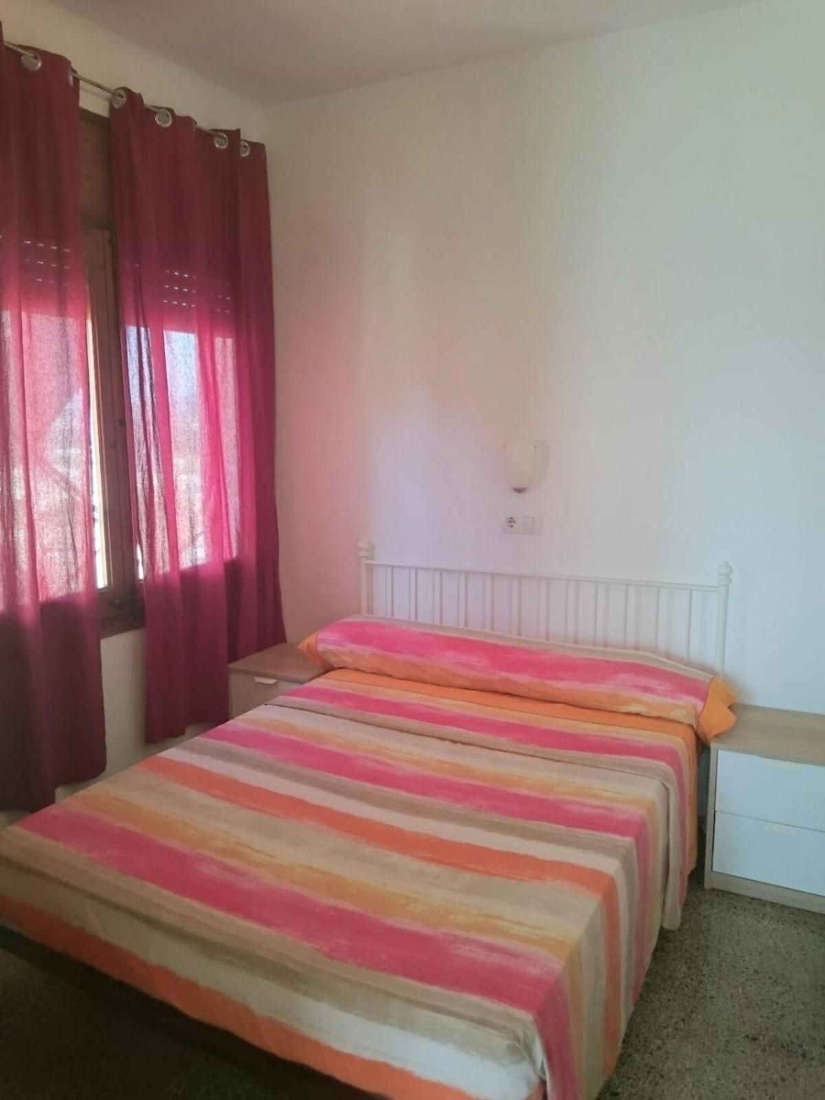 Apartamentos Juan Jose Лорет де Мар Екстериор снимка