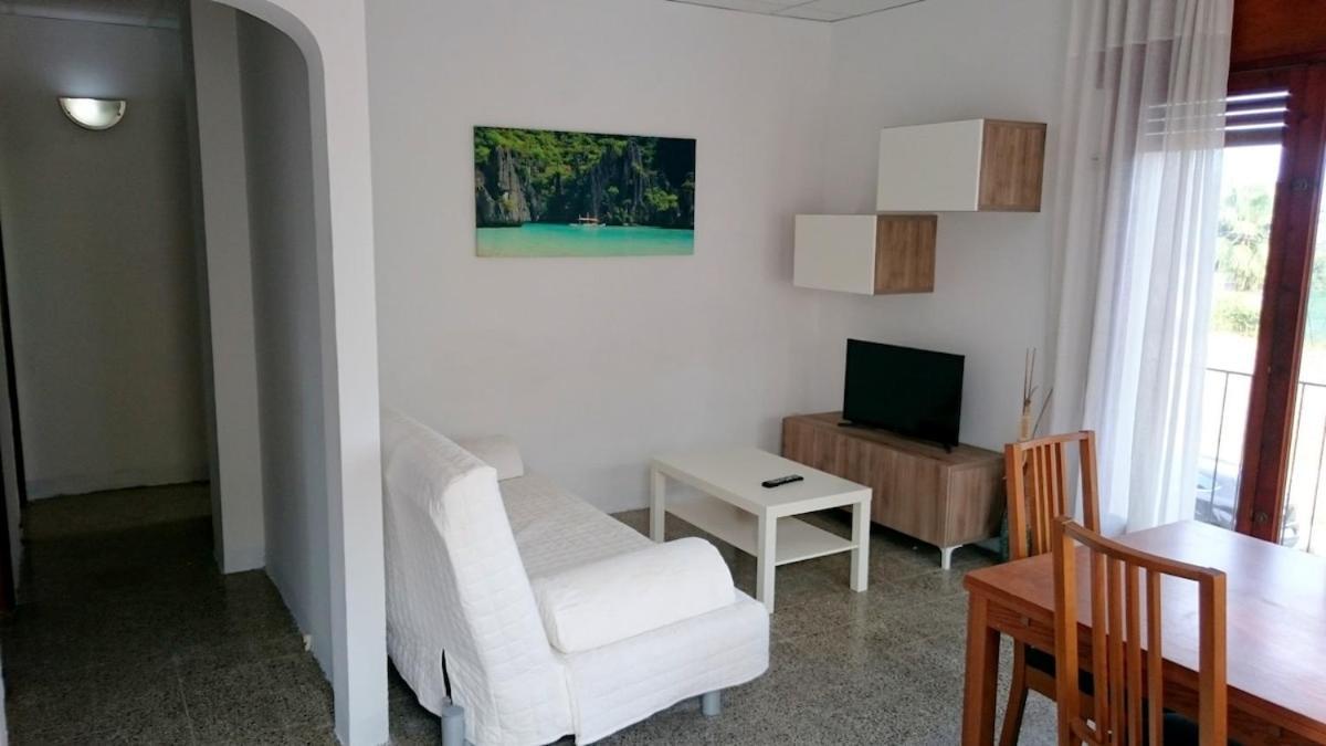 Apartamentos Juan Jose Лорет де Мар Екстериор снимка