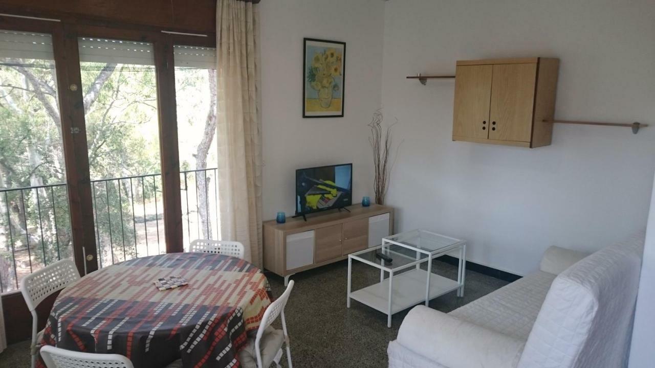 Apartamentos Juan Jose Лорет де Мар Екстериор снимка